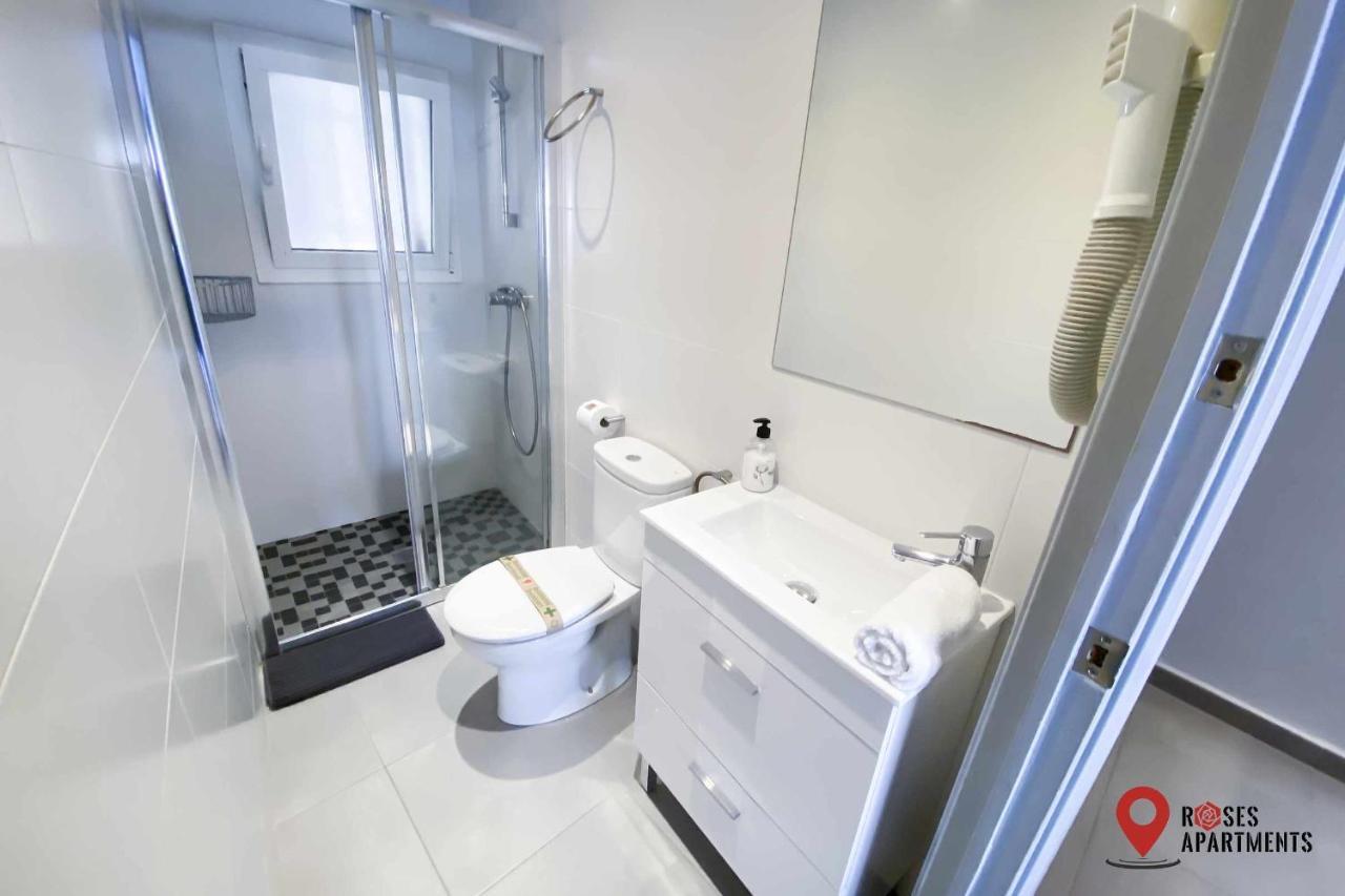 Roses Apartments Ocean 2 Habitaciones Vista Mar Lateral Екстериор снимка