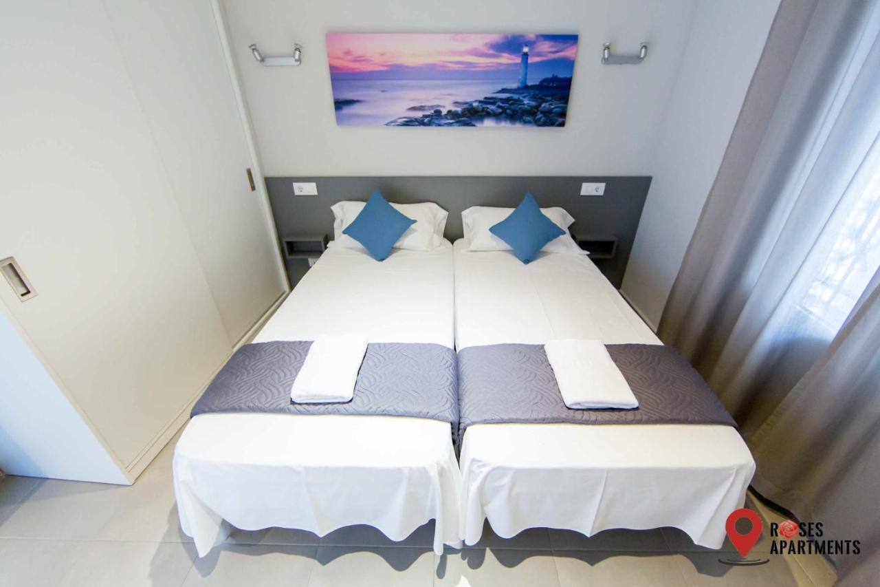 Roses Apartments Ocean 2 Habitaciones Vista Mar Lateral Екстериор снимка